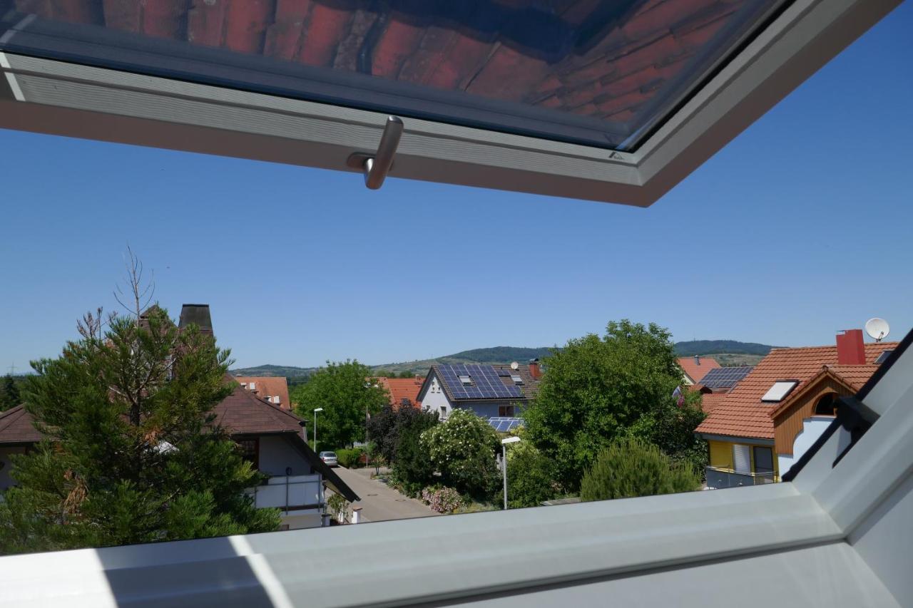 Moderne 2 Zi - Fewo Weinbergliebe Am Tuniberg Zwischen Freiburg Und Frankreich Merdingen Esterno foto