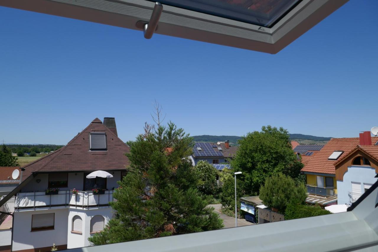 Moderne 2 Zi - Fewo Weinbergliebe Am Tuniberg Zwischen Freiburg Und Frankreich Merdingen Esterno foto